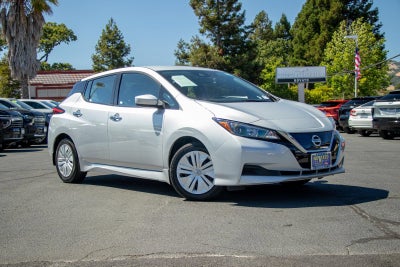 2022 Nissan LEAF S 40 kWh