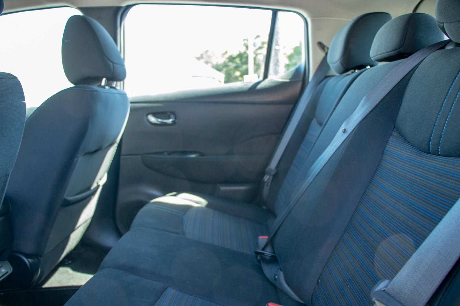 2022 Nissan LEAF S 40 kWh
