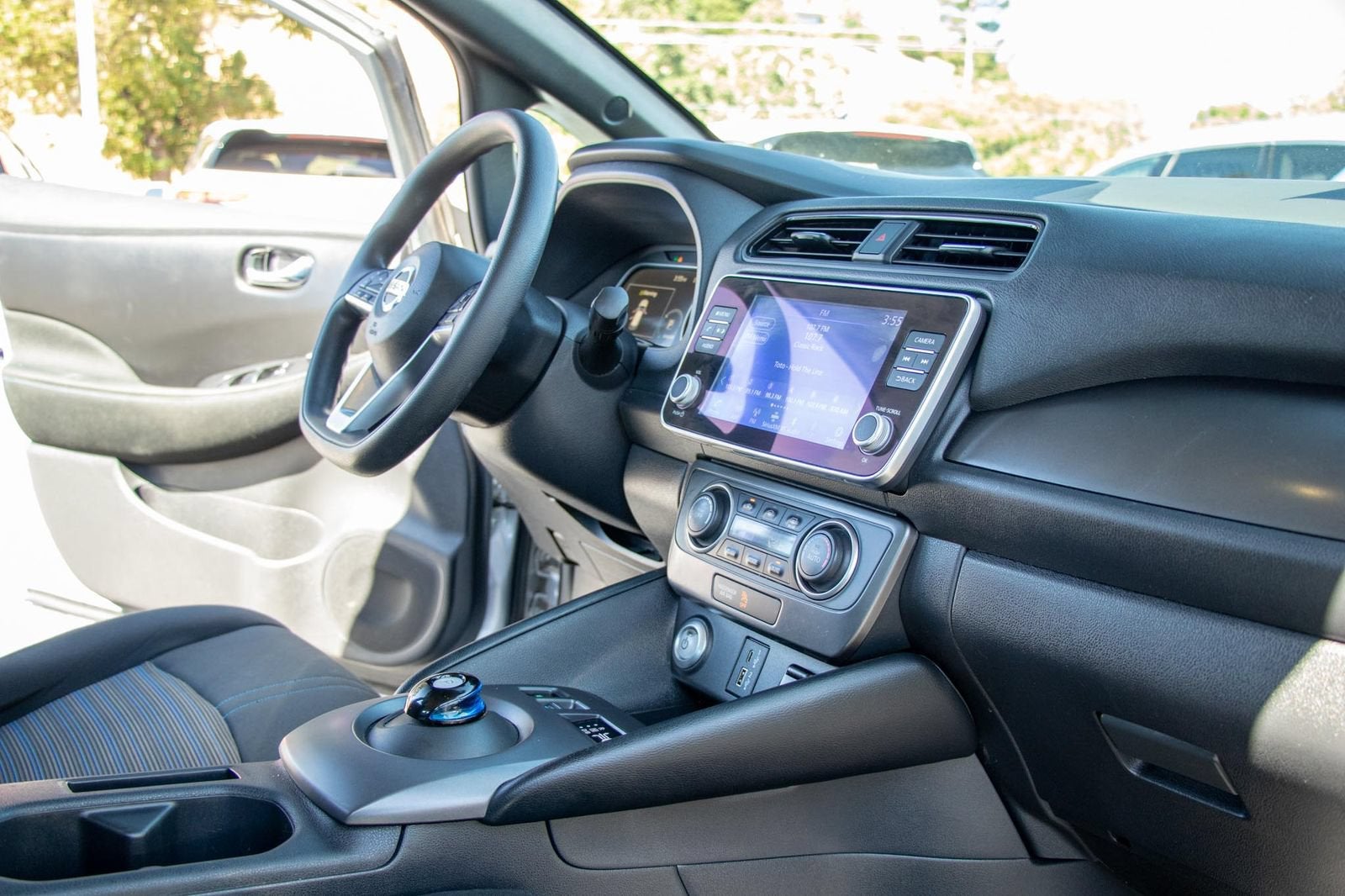 2022 Nissan LEAF S 40 kWh