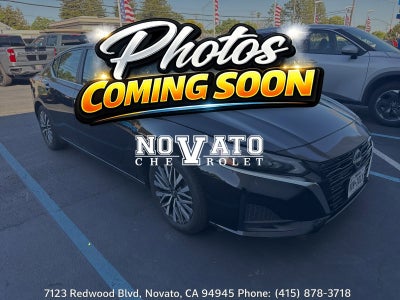 2025 Nissan Altima SV FWD