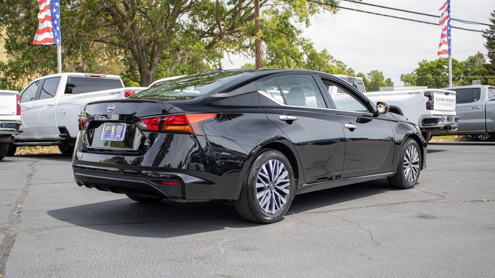 2025 Nissan Altima SV FWD