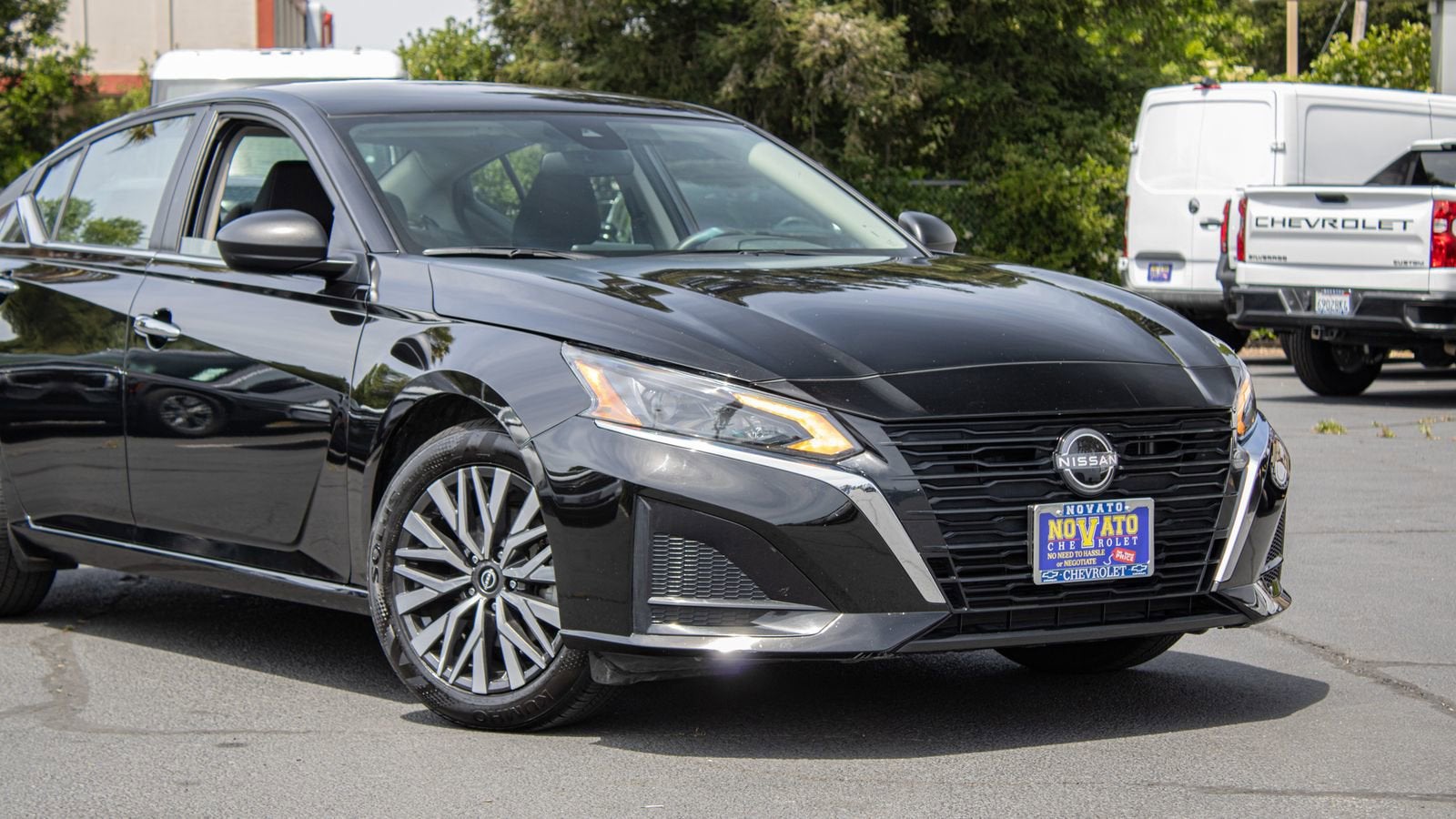 2025 Nissan Altima SV FWD