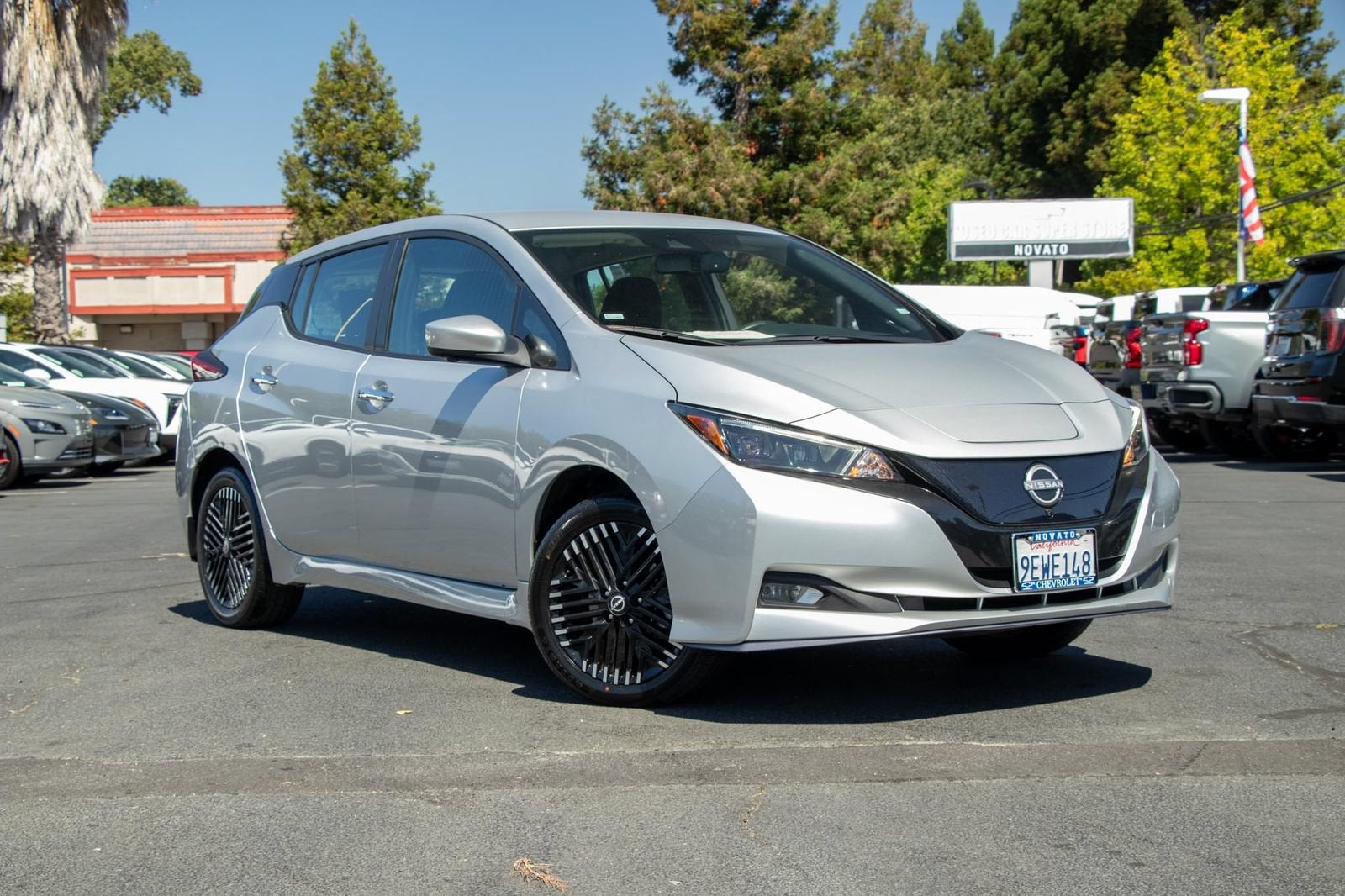2023 Nissan LEAF SV PLUS