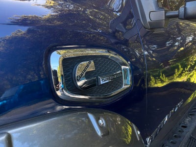 2017 Nissan TITAN XD PRO-4X Diesel