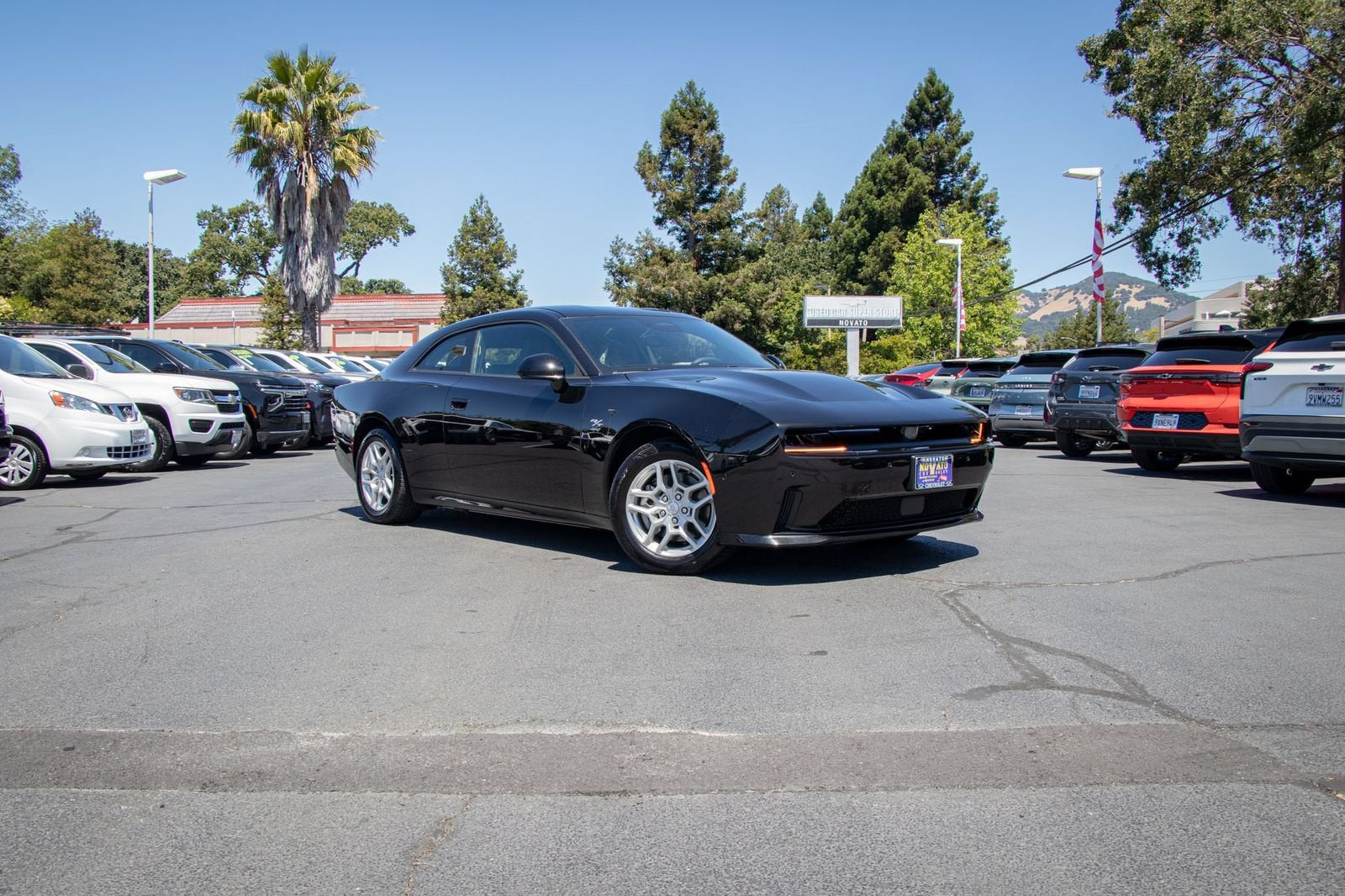 Used 2025 Dodge Charger Daytona R/T with VIN 2C3CDBCK2SR550551 for sale in Novato, CA