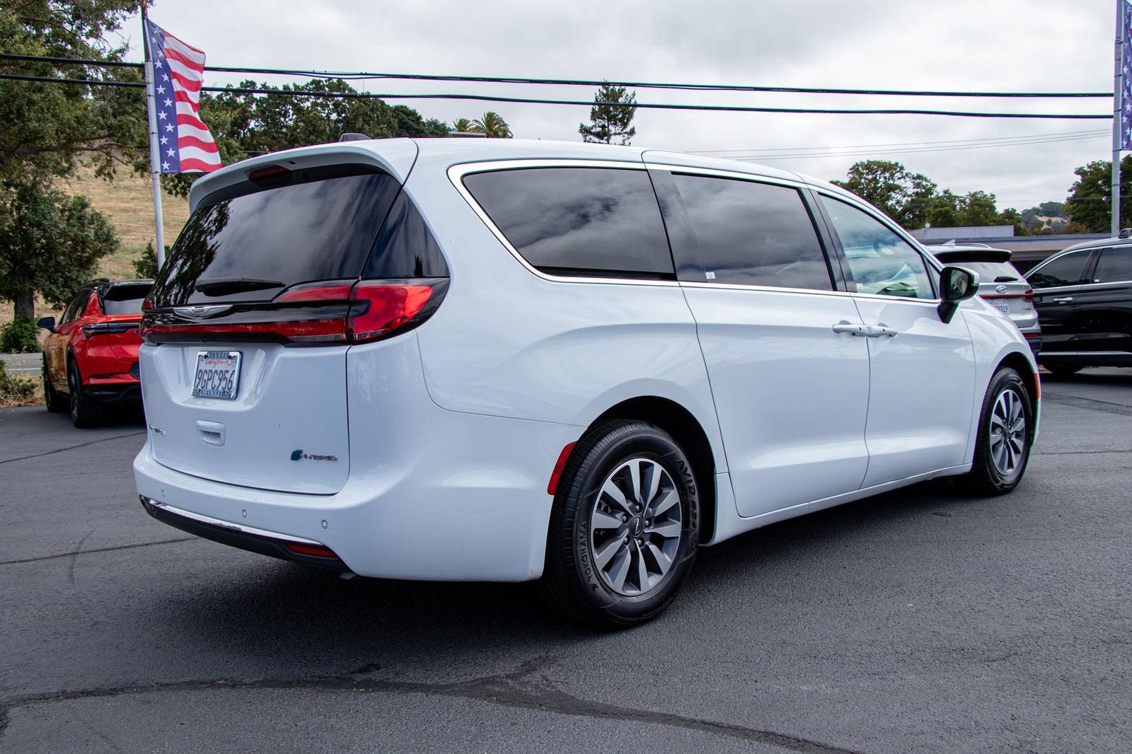 2023 Chrysler Pacifica Hybrid Touring L