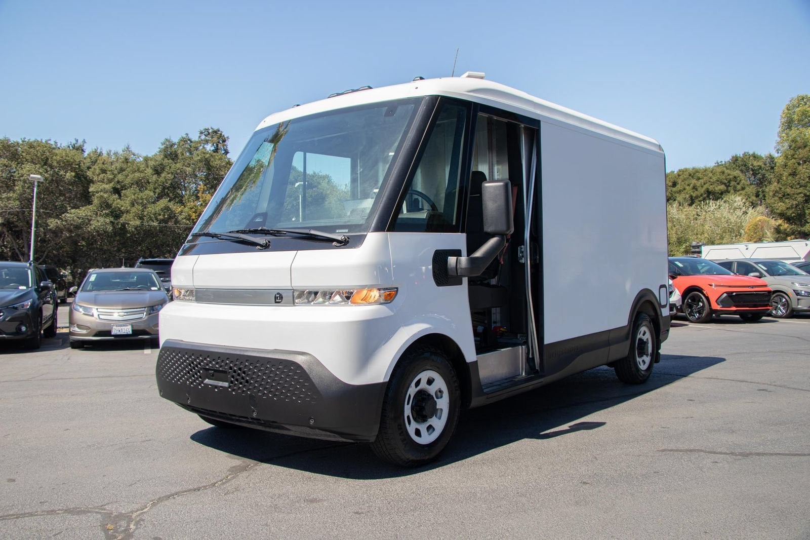 2024 BrightDrop Zevo 400 EJY