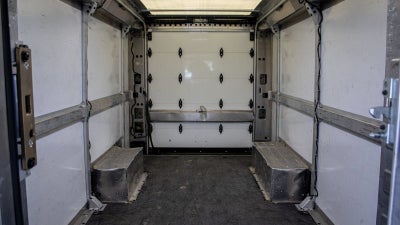 2023 BrightDrop Zevo 600 EJY