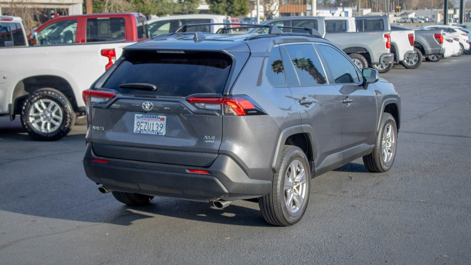 2023 Toyota RAV4 XLE