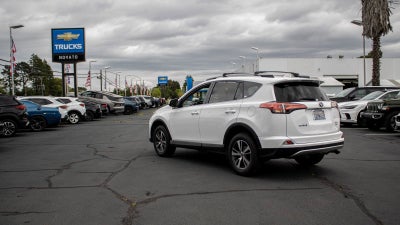 2017 Toyota RAV4 XLE