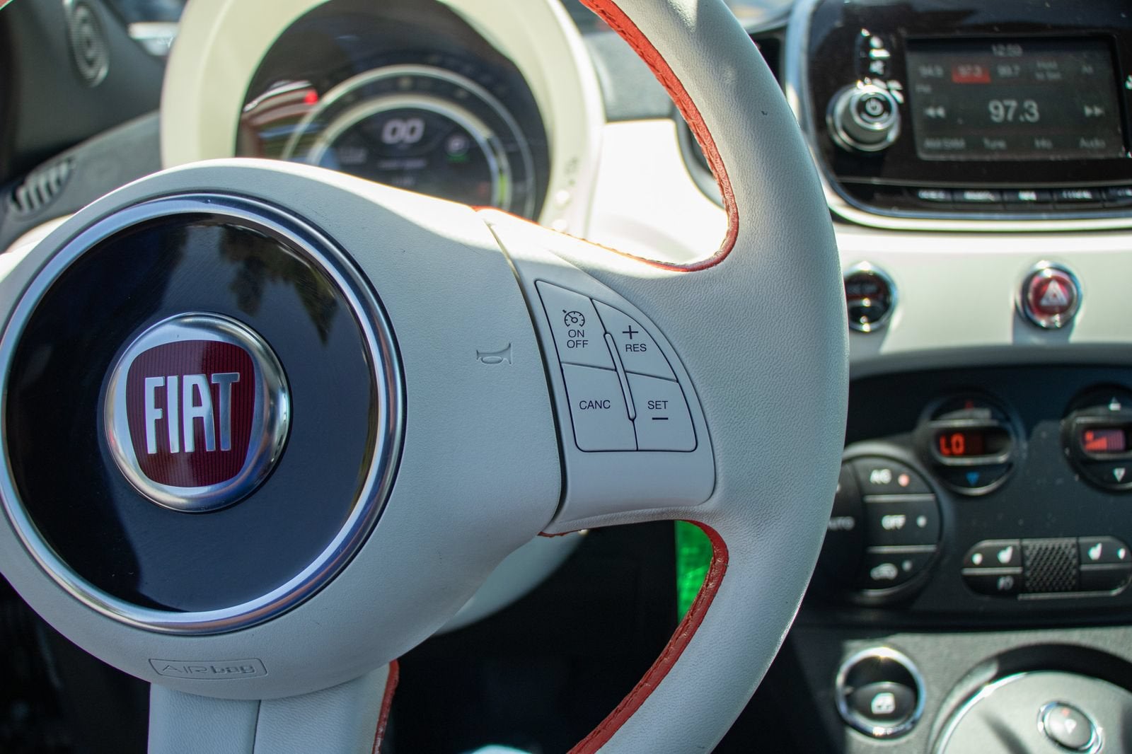 2018 FIAT 500e 2DR HB