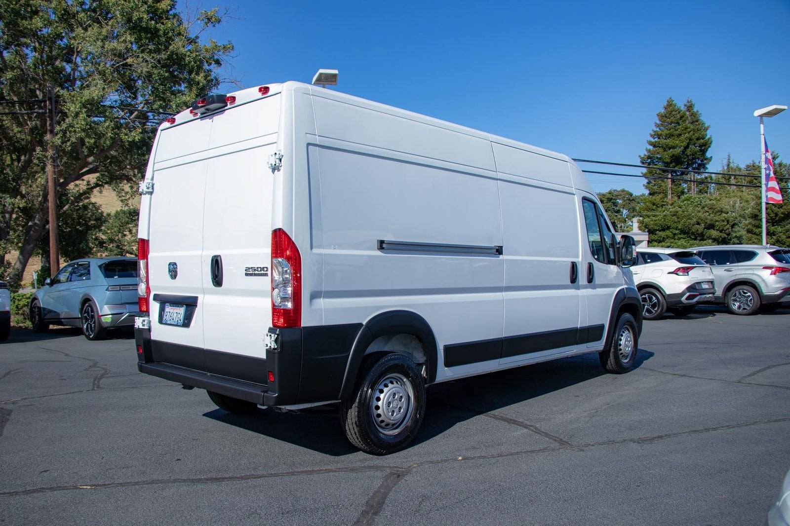 2026 RAM ProMaster Cargo Van Tradesman