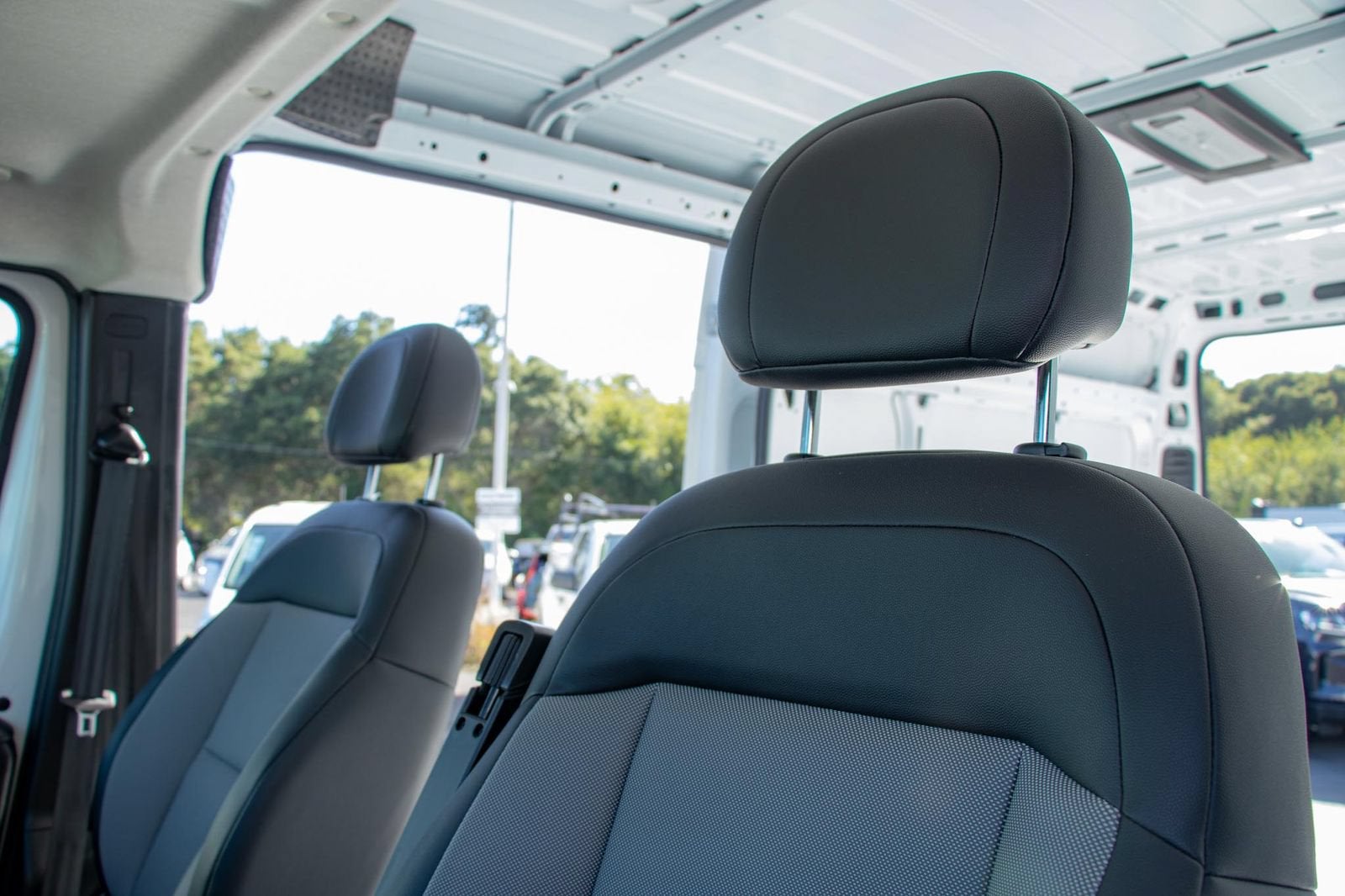 2026 RAM ProMaster Cargo Van Tradesman