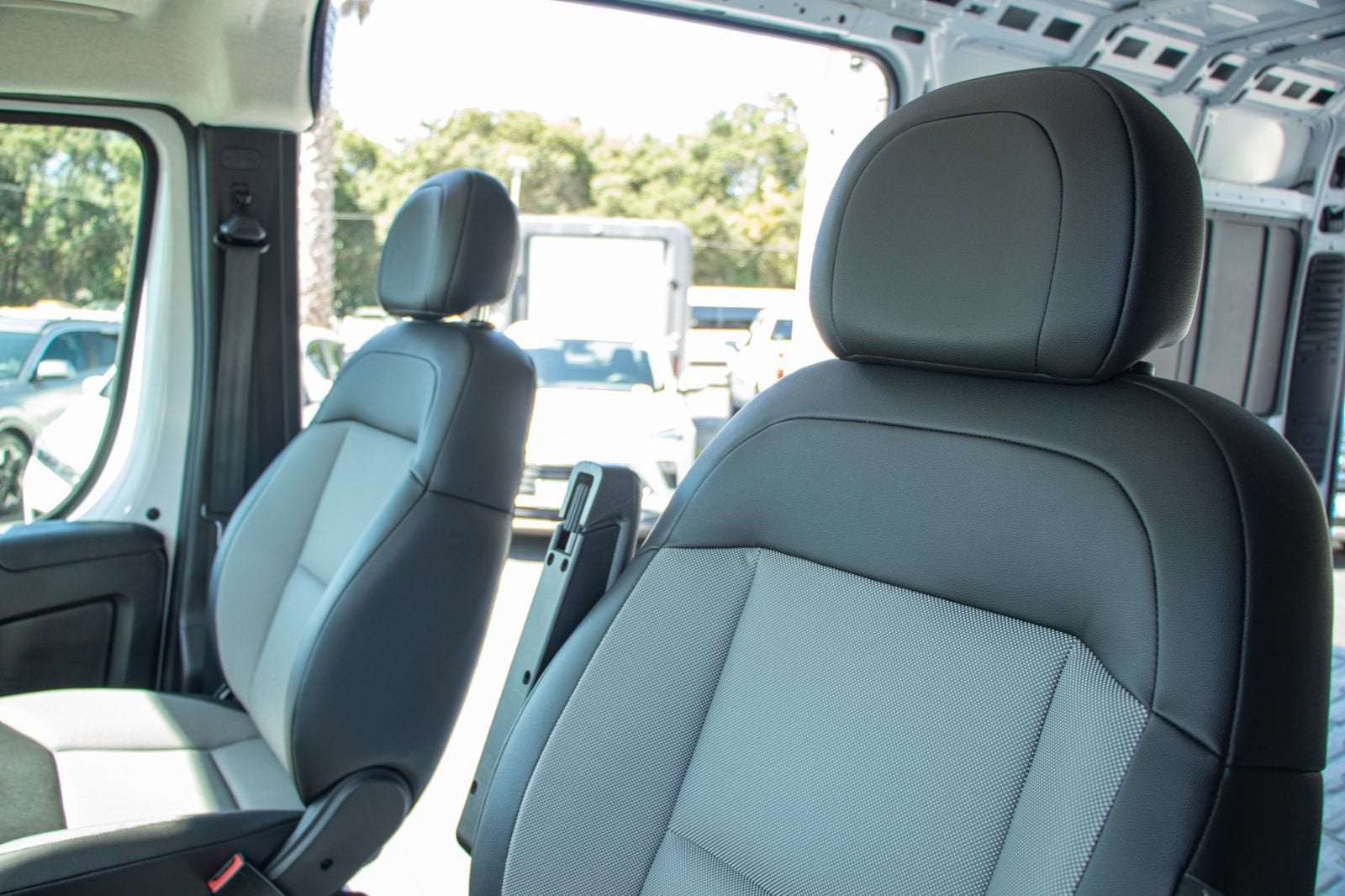 2026 RAM ProMaster Cargo Van Tradesman