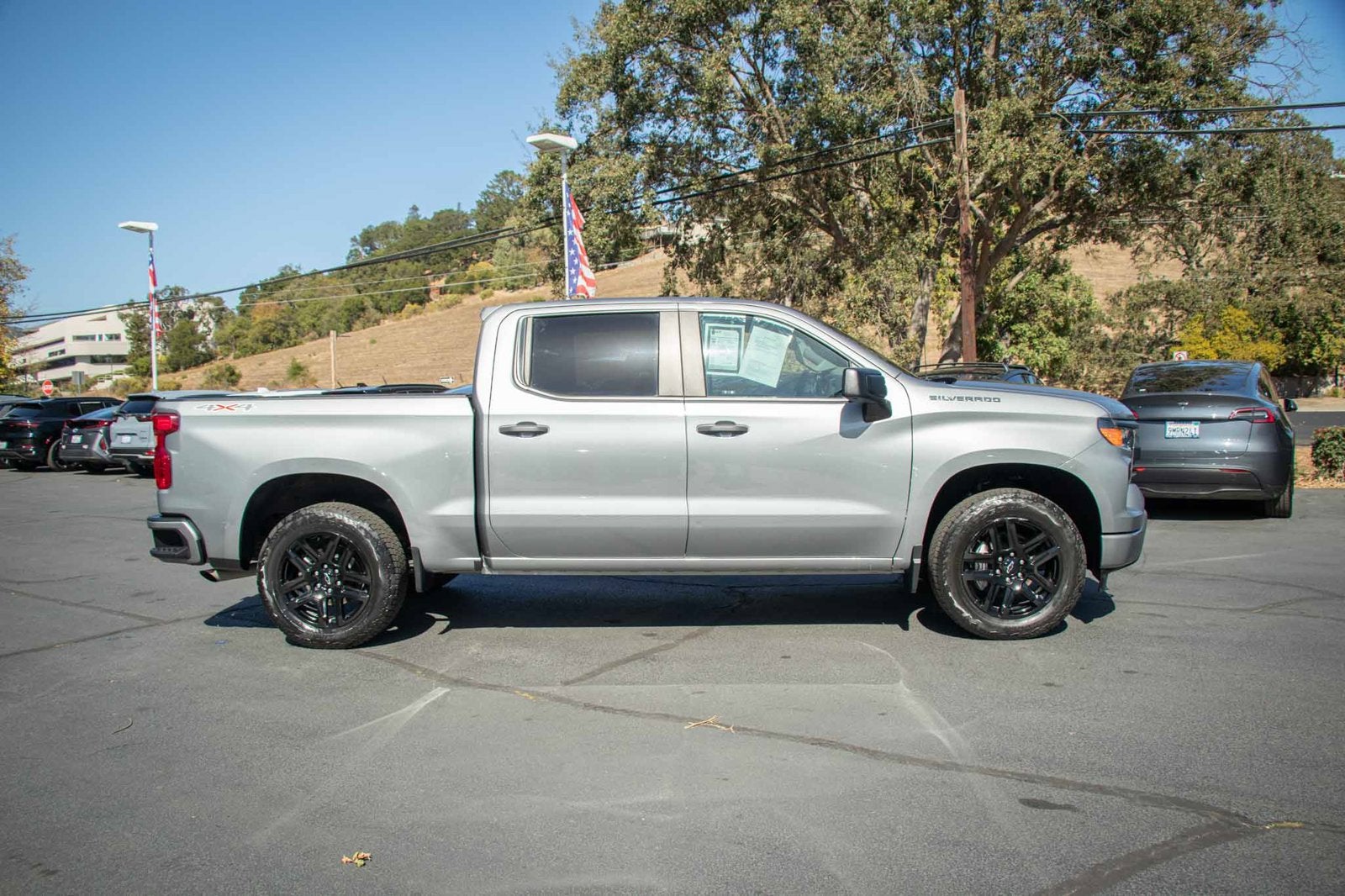 2023 Chevrolet Silverado 1500 Custom