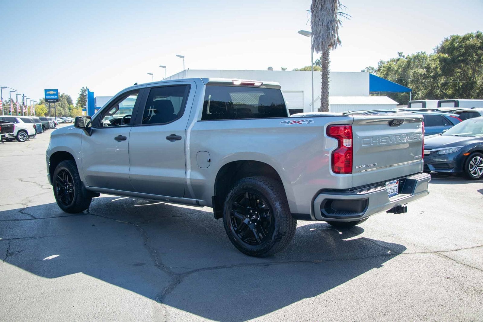 2023 Chevrolet Silverado 1500 Custom