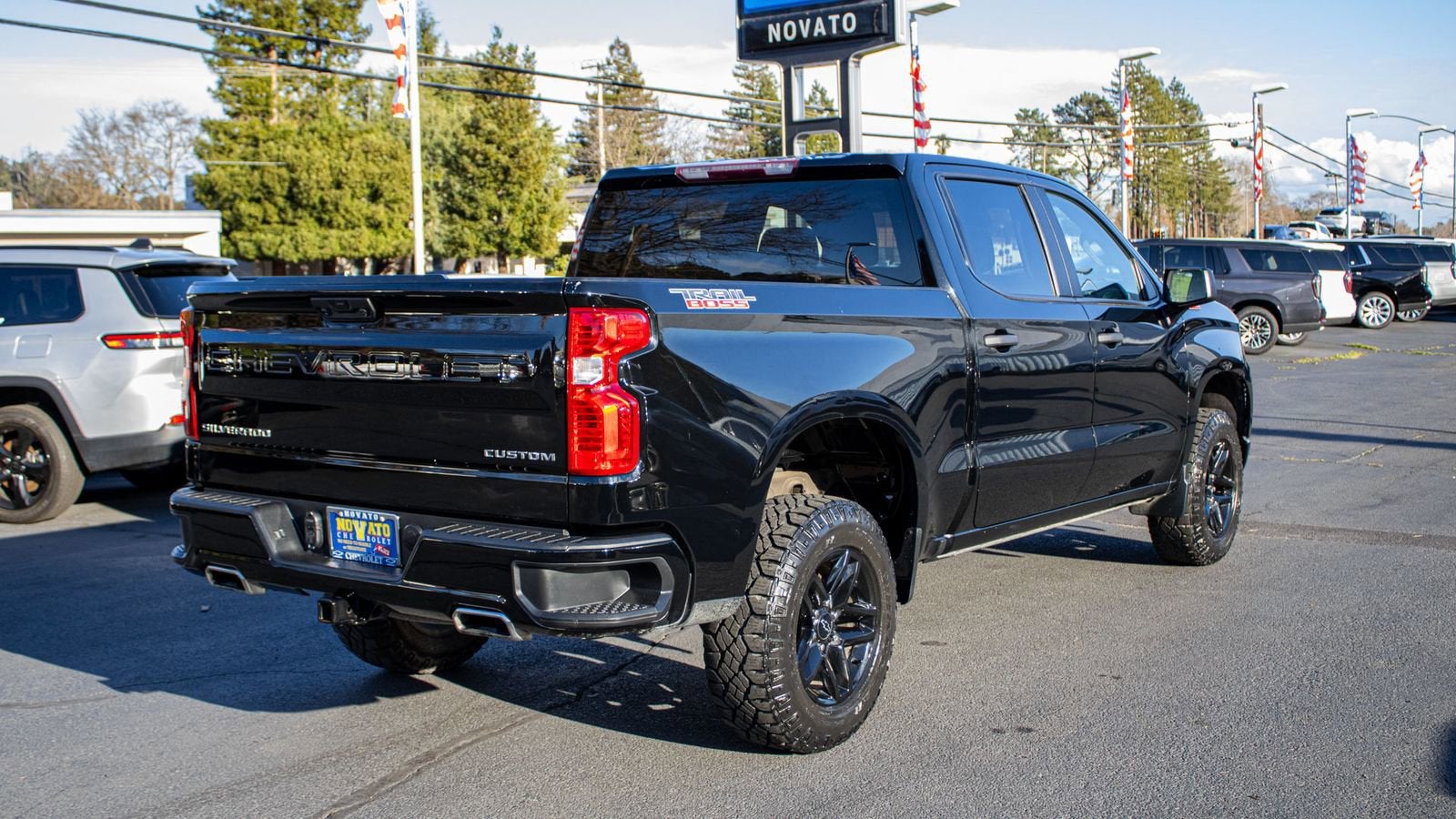 2022 Chevrolet Silverado 1500 Custom Trail Boss