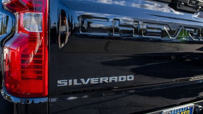 2022 Chevrolet Silverado 1500 Custom Trail Boss