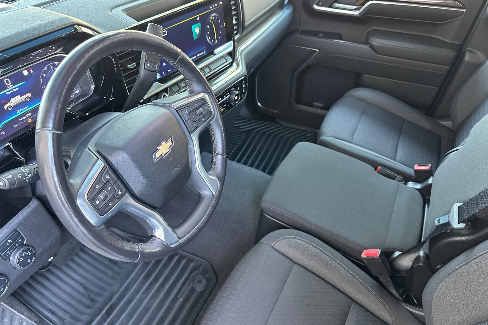 2022 Chevrolet Silverado 1500 LT (2FL)