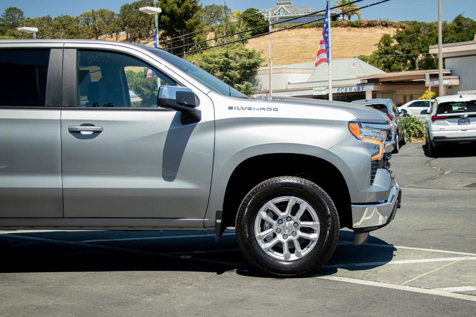2026 Chevrolet Silverado 1500 LT (2FL)