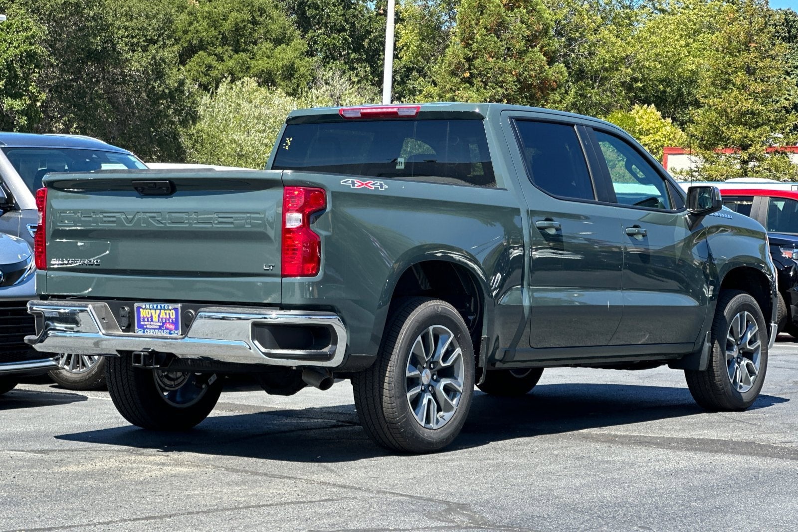 2025 Chevrolet Silverado 1500 LT (2FL)