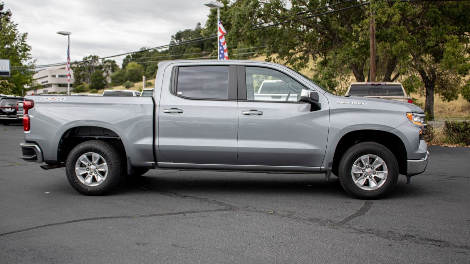 2025 Chevrolet Silverado 1500 LT