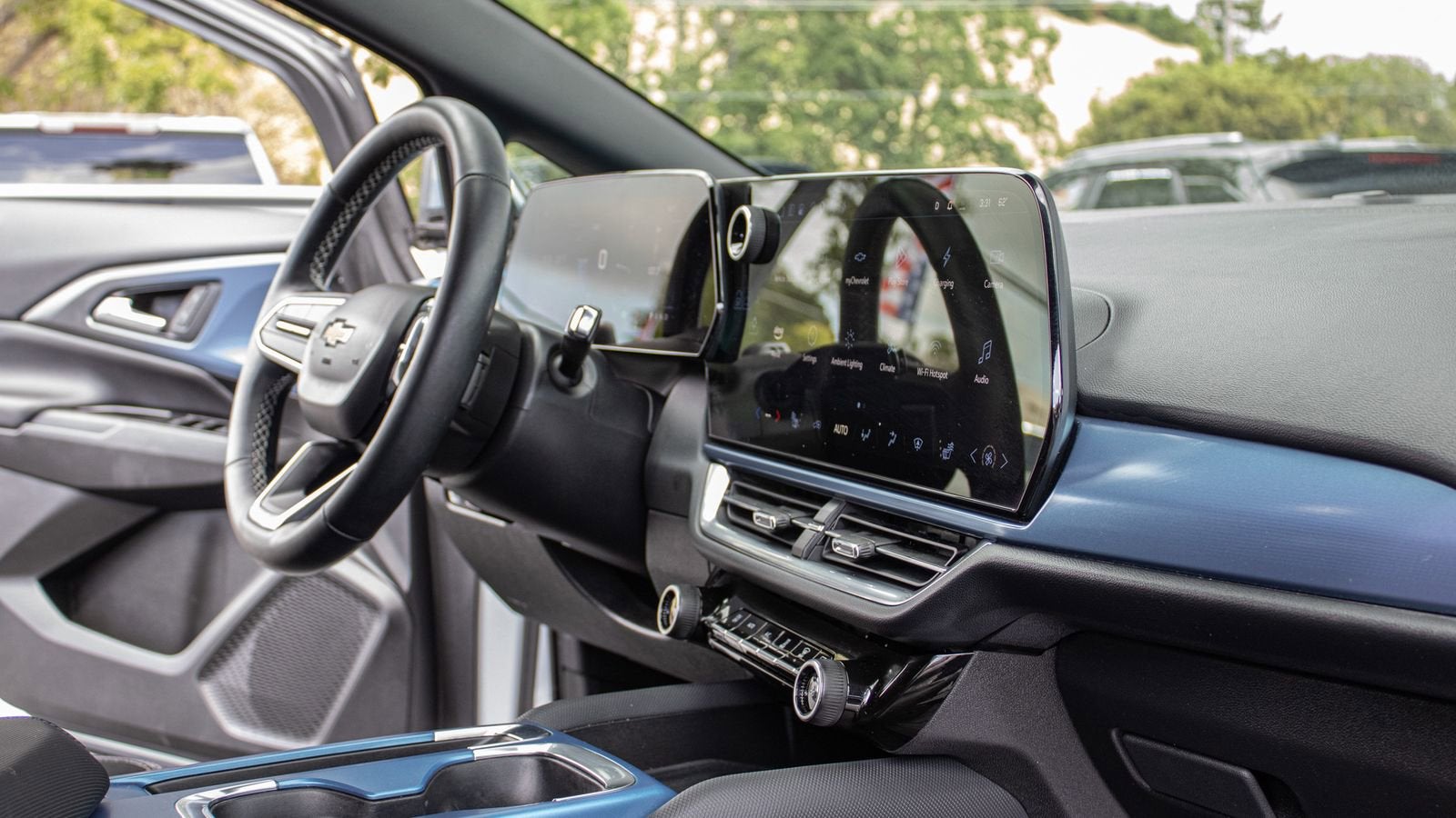 2024 Chevrolet Equinox EV 2LT