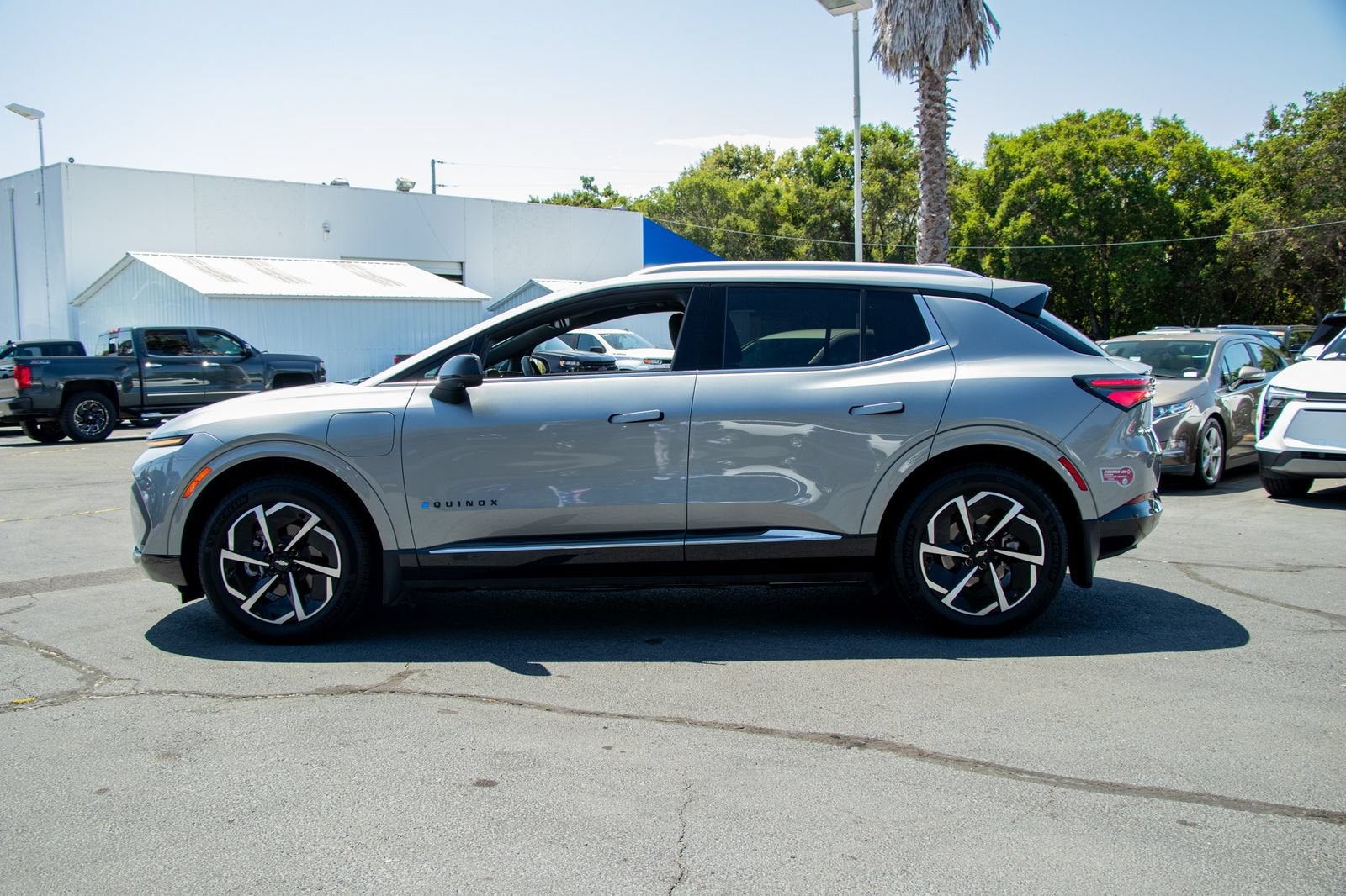 2024 Chevrolet Equinox EV 2LT