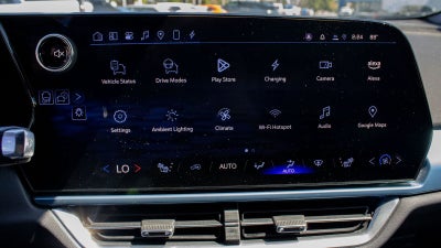2024 Chevrolet Equinox EV 2LT