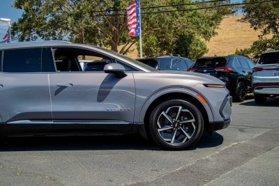 2024 Chevrolet Equinox EV 2LT