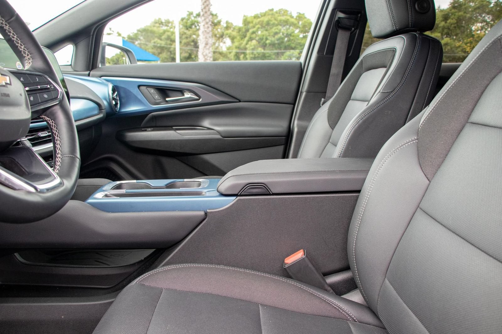2024 Chevrolet Equinox EV 2LT