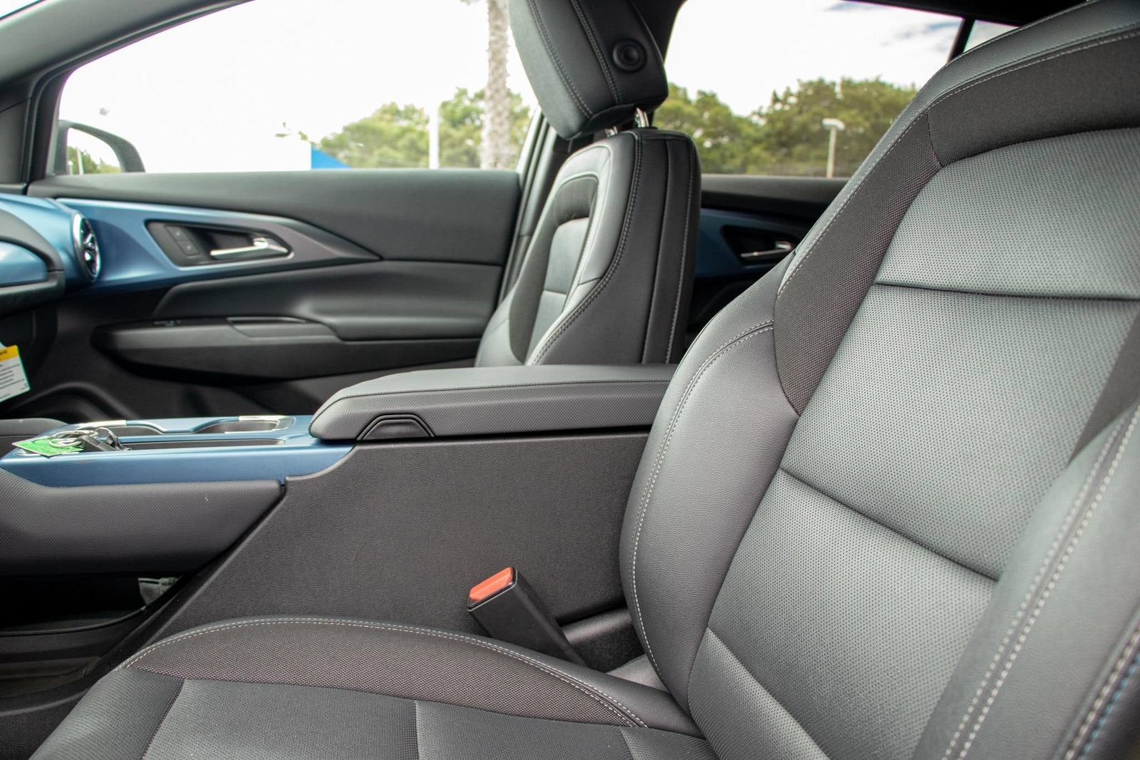 2024 Chevrolet Equinox EV 2LT