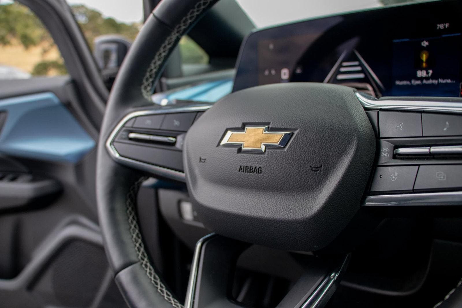 2024 Chevrolet Equinox EV LT - Photo 40