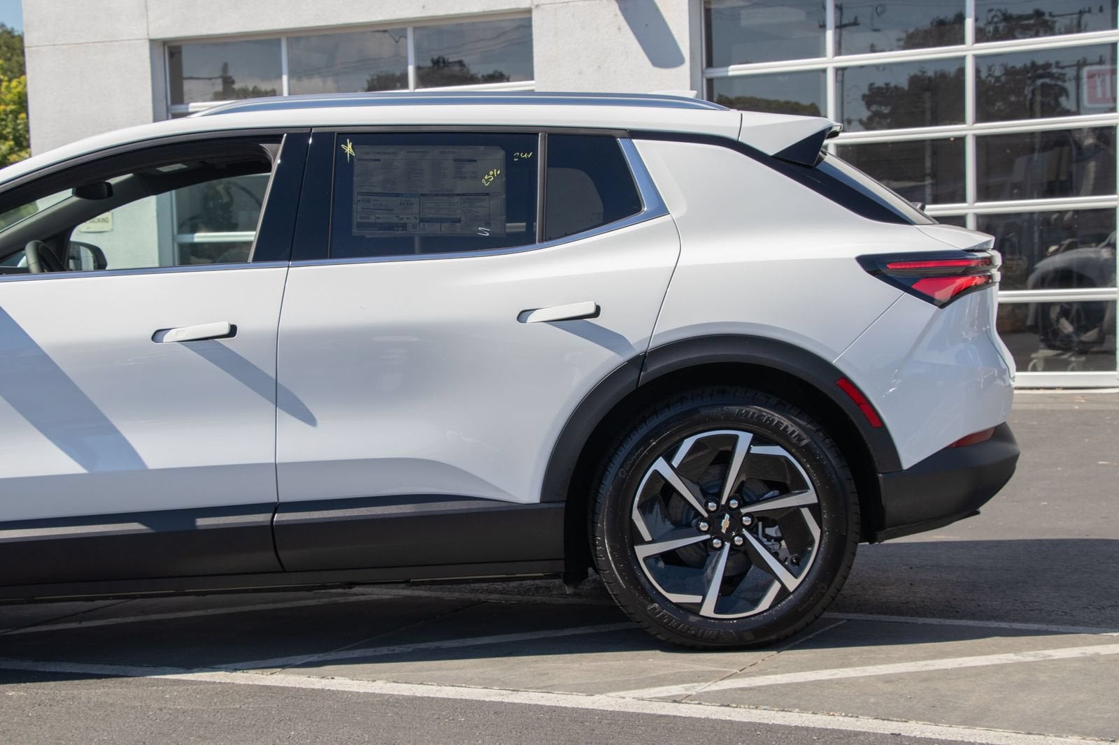 2026 Chevrolet Equinox EV LT