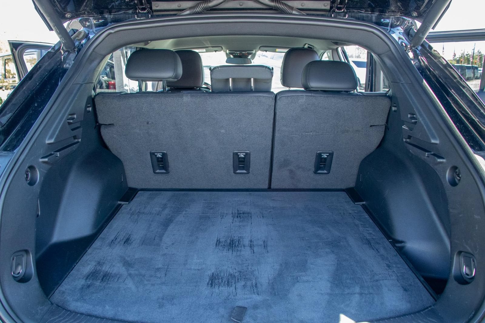 2024 Chevrolet Equinox EV Launch Edition - Photo 25