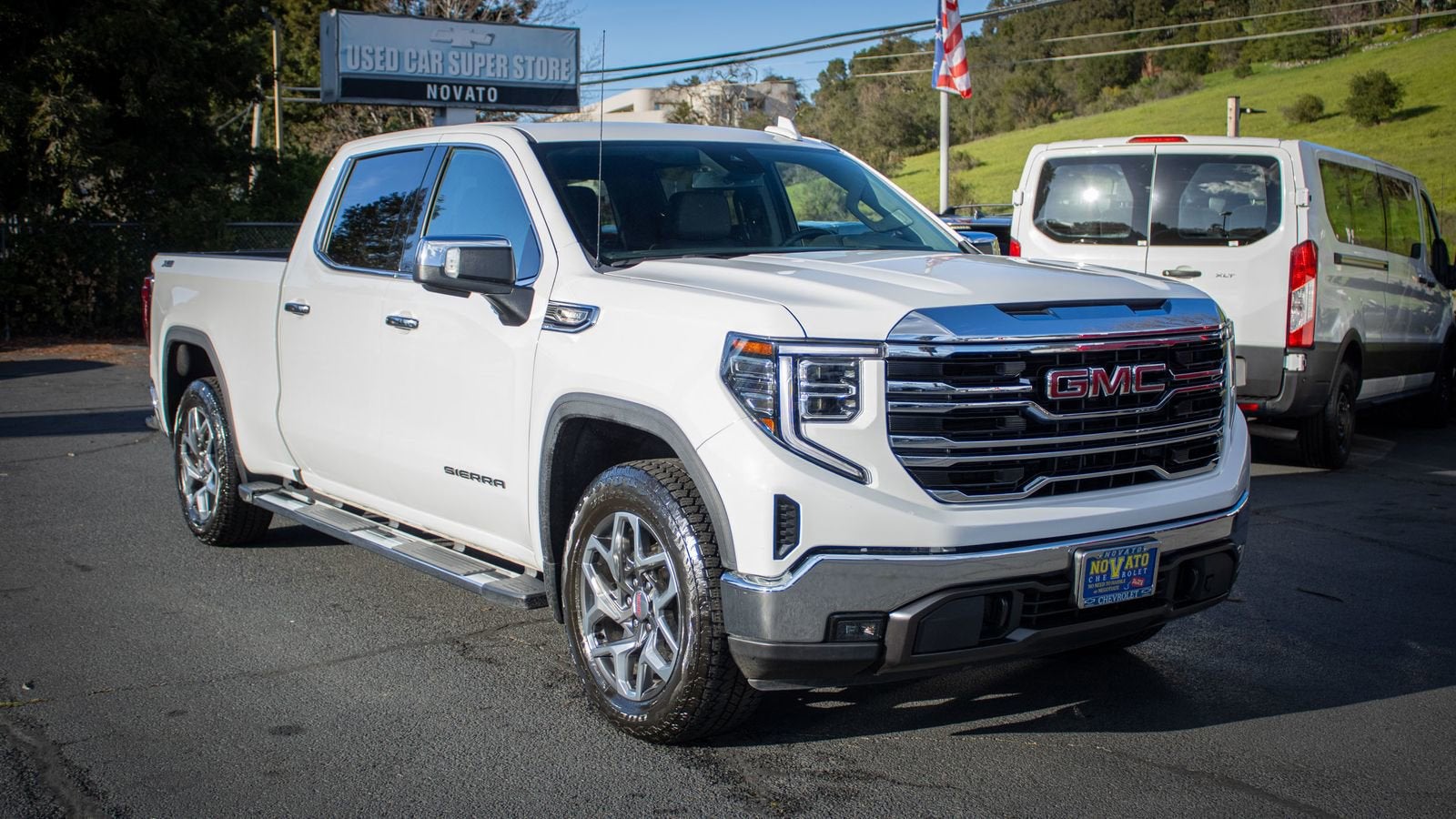 2024 GMC Sierra 1500 SLT