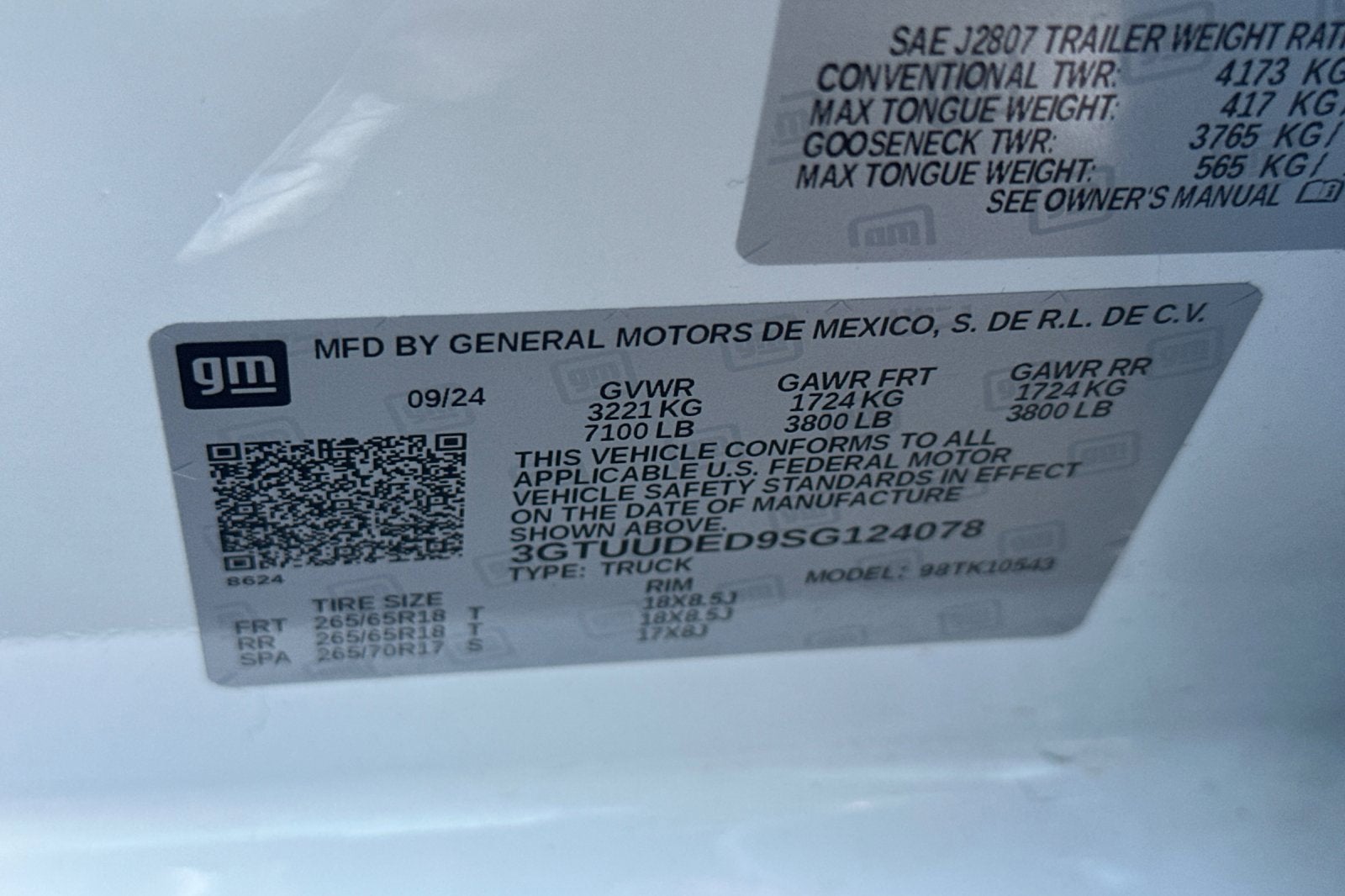 2025 GMC Sierra 1500 SLT