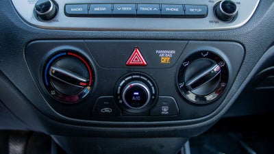 2019 Hyundai Accent SE