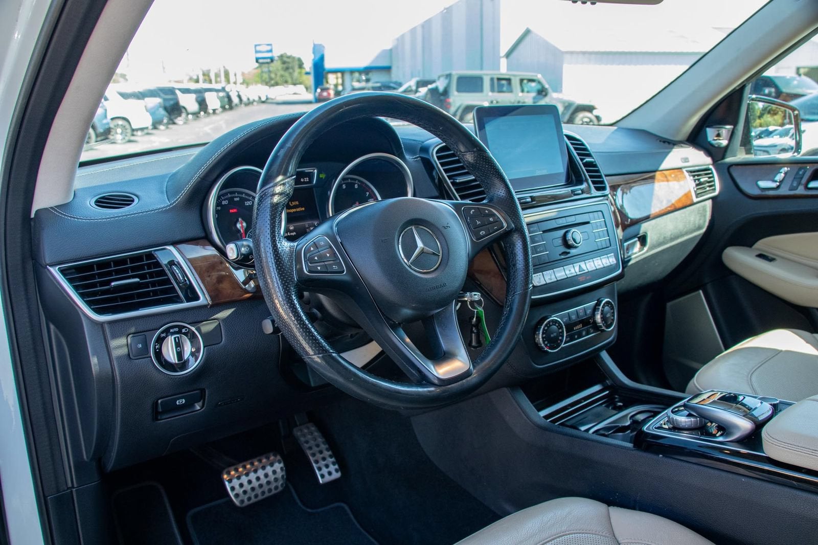 2017 Mercedes-Benz GLE 400 4MATIC®