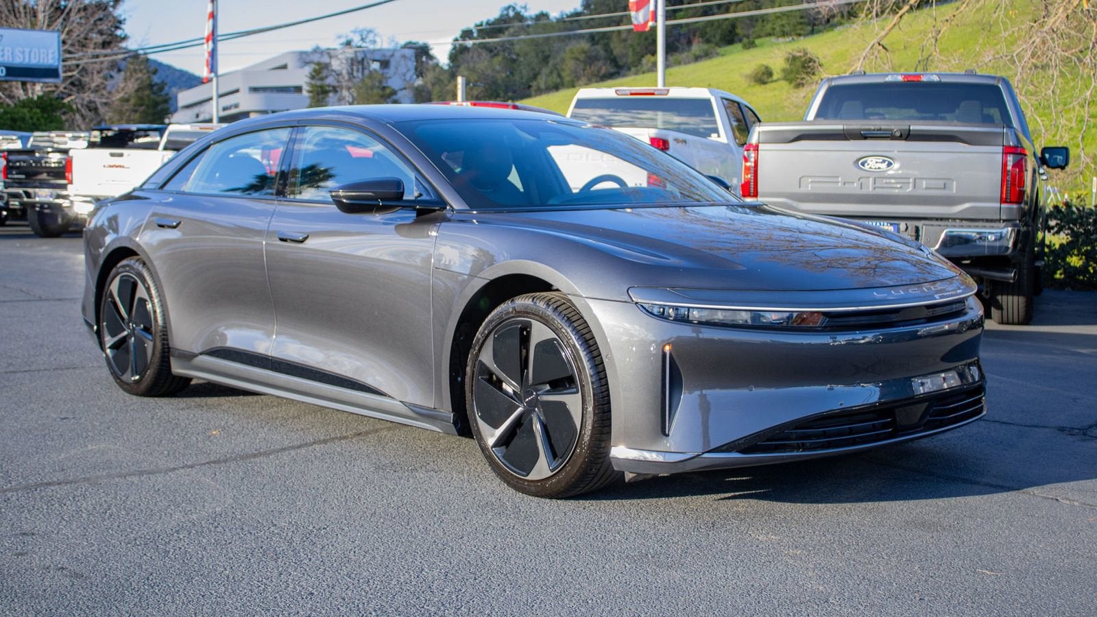 2024 LUCID Air Pure