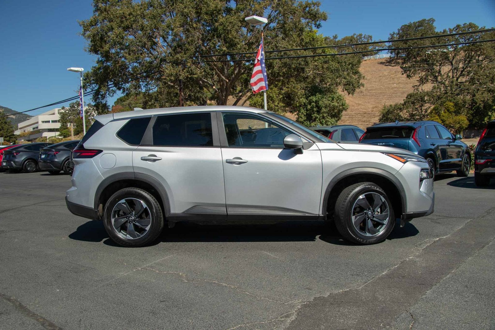 2024 Nissan Rogue SV