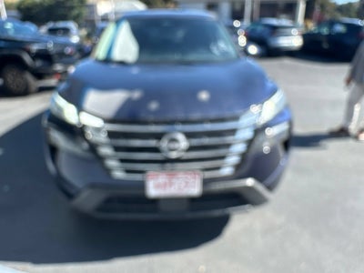 2024 Nissan ROGUE Base