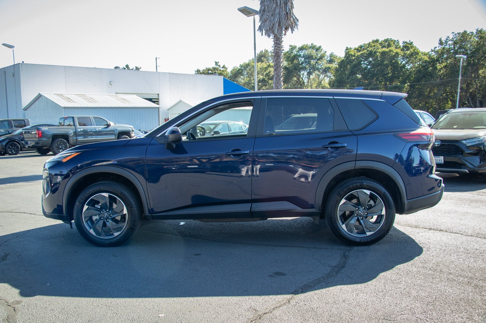 2024 Nissan Rogue SV
