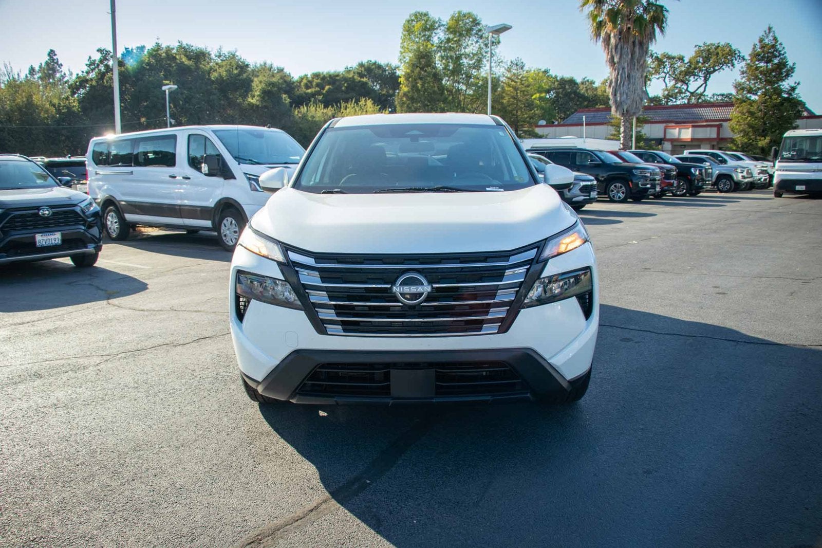 2024 Nissan Rogue SV