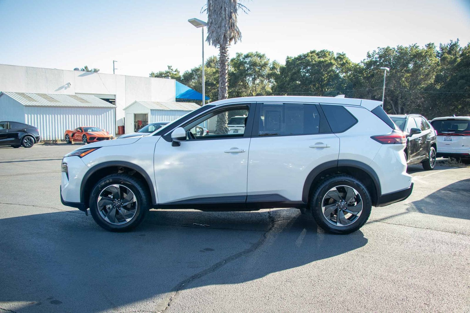 2024 Nissan Rogue SV