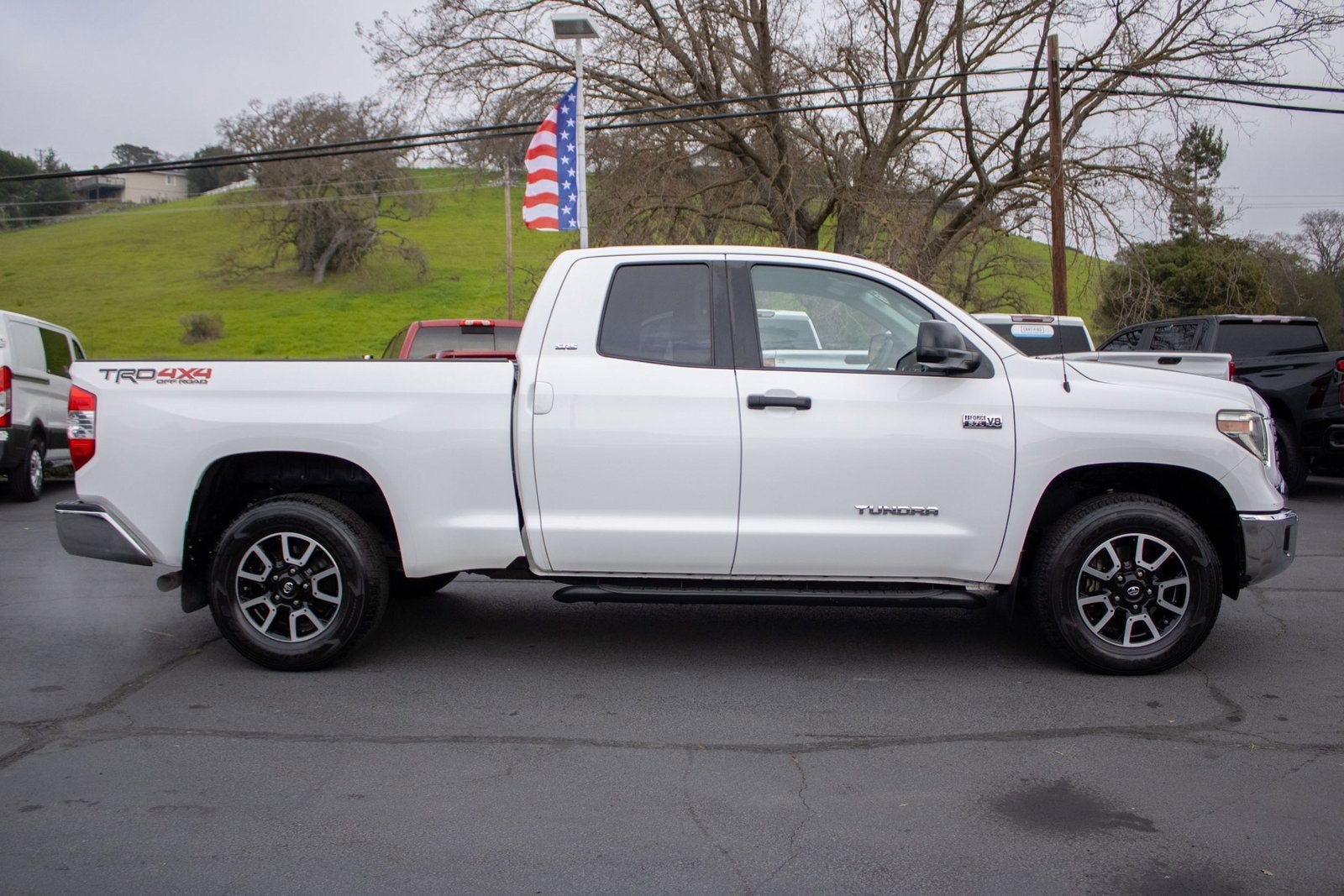 2018 Toyota Tundra SR5 5.7L V8