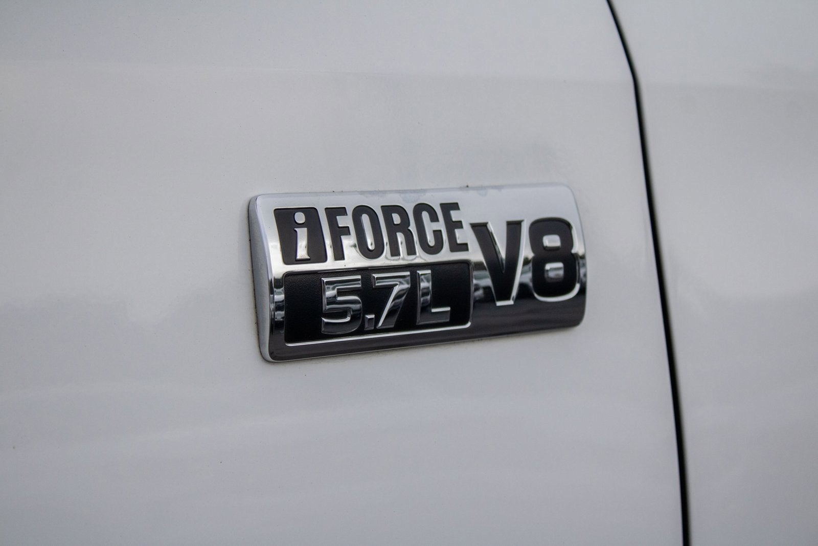 2018 Toyota Tundra SR5 5.7L V8