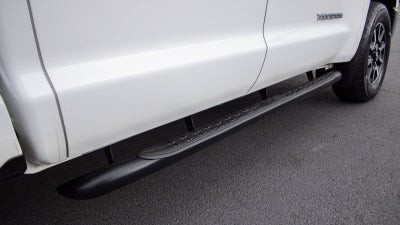 2018 Toyota Tundra SR5 5.7L V8