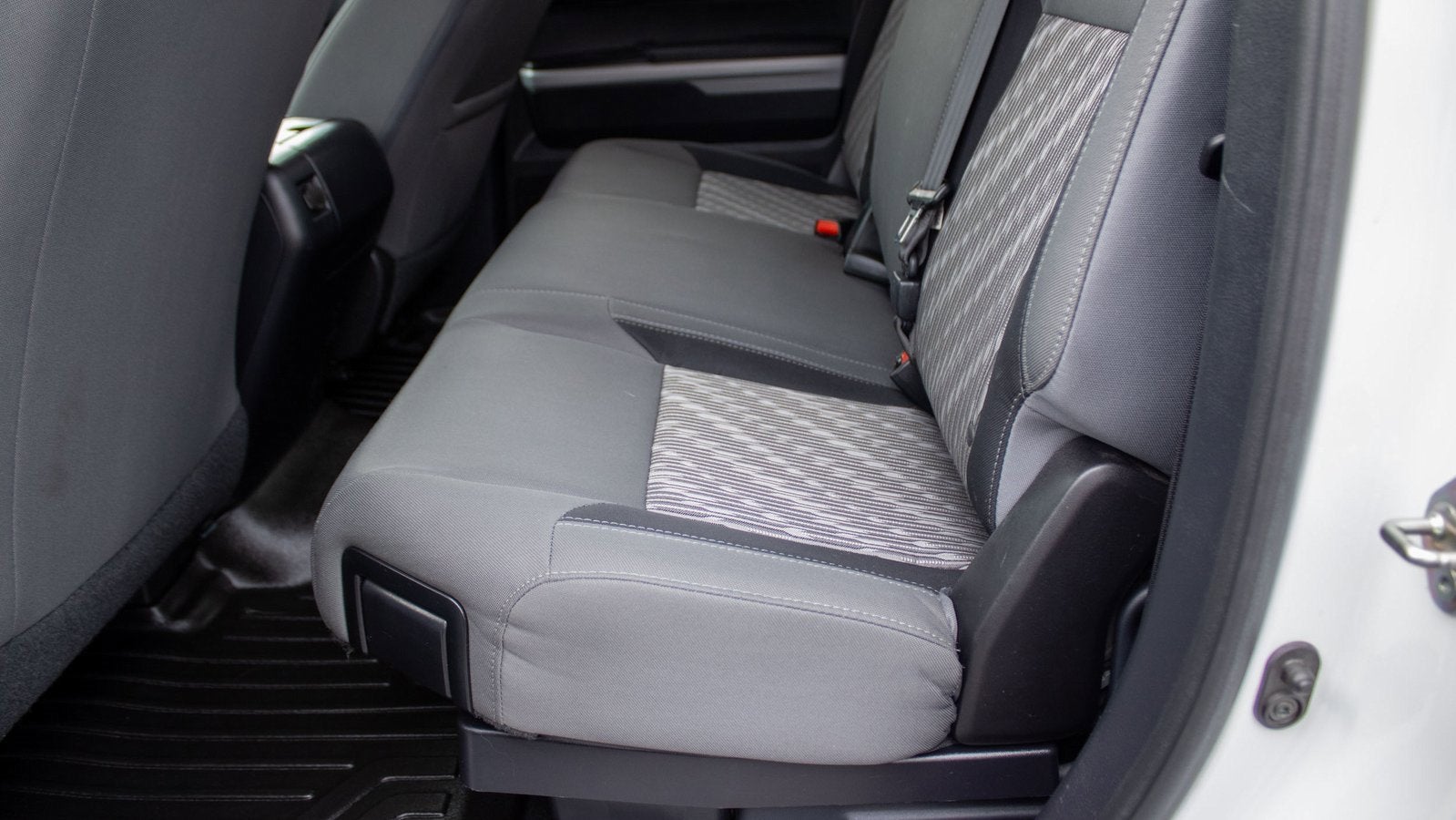 2018 Toyota Tundra SR5 5.7L V8