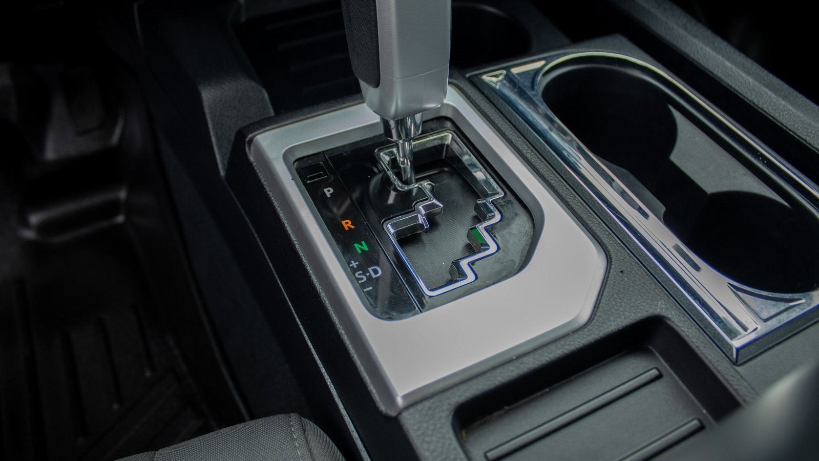 2018 Toyota Tundra SR5 5.7L V8